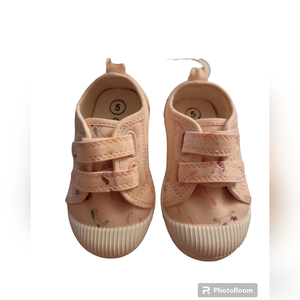 Cat & Jack sneakers